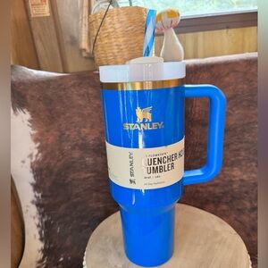 Stanley Arctic Twist Quencher H2.0 Flowstate Tumbler 40 OZ New Blue